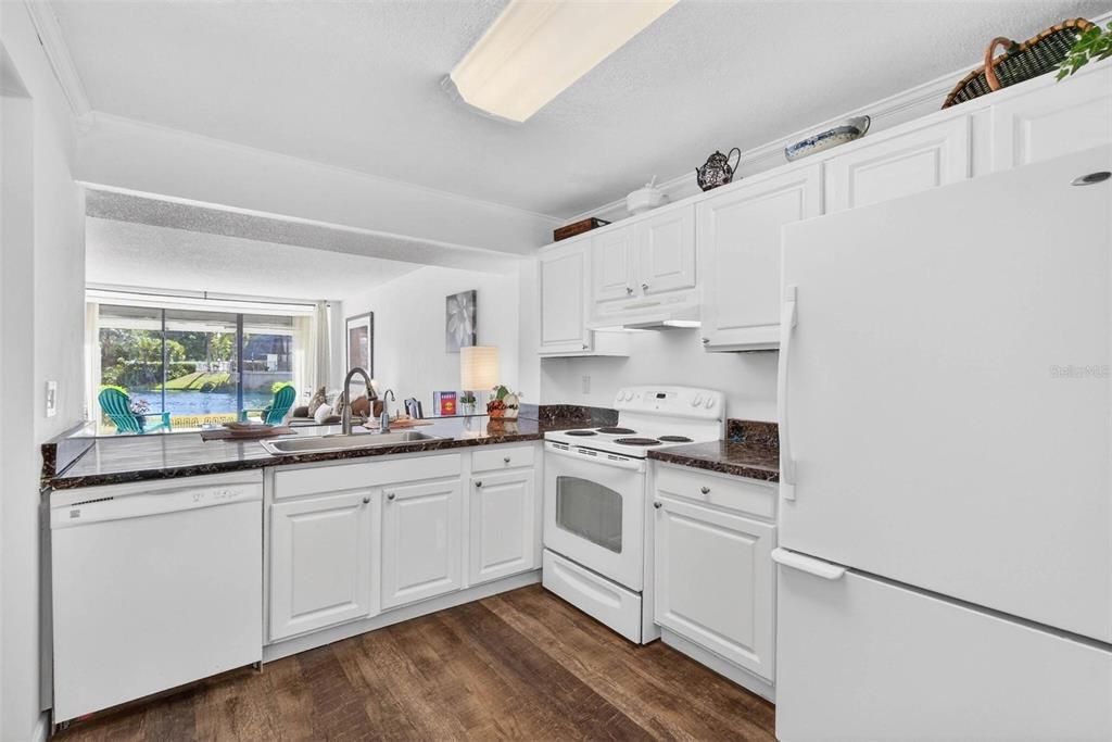 En Venta: $175,000 (2 camas, 1 baños, 880 Pies cuadrados)