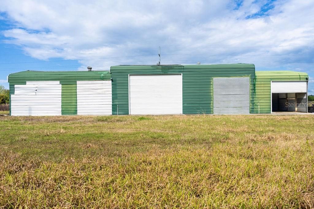 待售: $280,000 (3.32 acres)