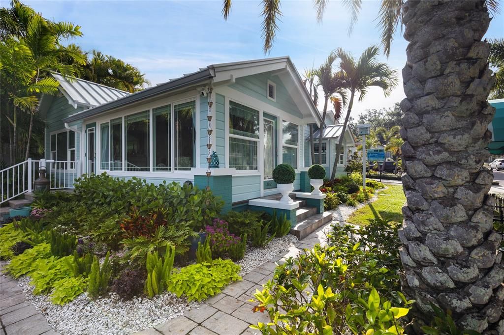 En Venta: $1,899,900 (2 camas, 2 baños, 1768 Pies cuadrados)