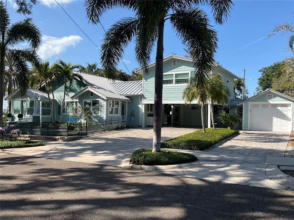 En Venta: $1,899,900 (2 camas, 2 baños, 1768 Pies cuadrados)