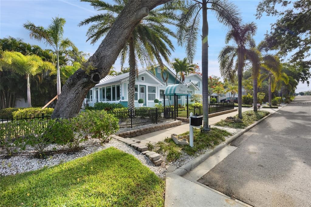 En Venta: $1,899,900 (2 camas, 2 baños, 1768 Pies cuadrados)