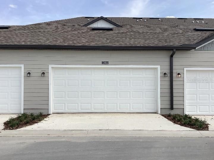 Active With Contract: $561,738 (3 beds, 2 baths, 1649 Square Feet)