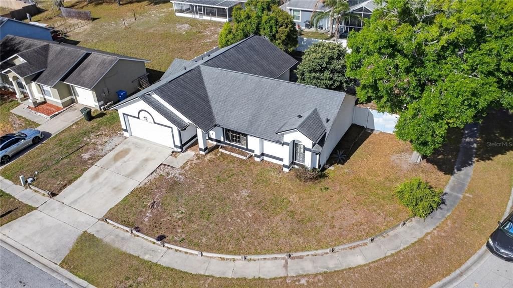 На продажу: $389,990 (3 спален, 2 ванн, 1626 Квадратных фут)