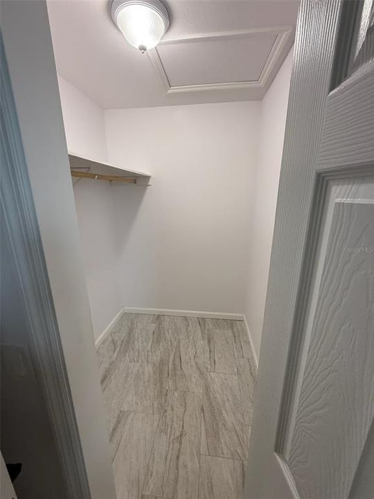Activo con contrato: $325,000 (3 camas, 2 baños, 1367 Pies cuadrados)