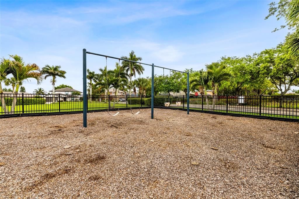For Sale: $359,000 (3 beds, 2 baths, 1883 Square Feet)