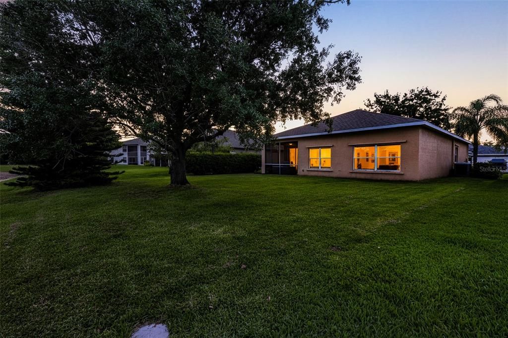 For Sale: $359,000 (3 beds, 2 baths, 1883 Square Feet)