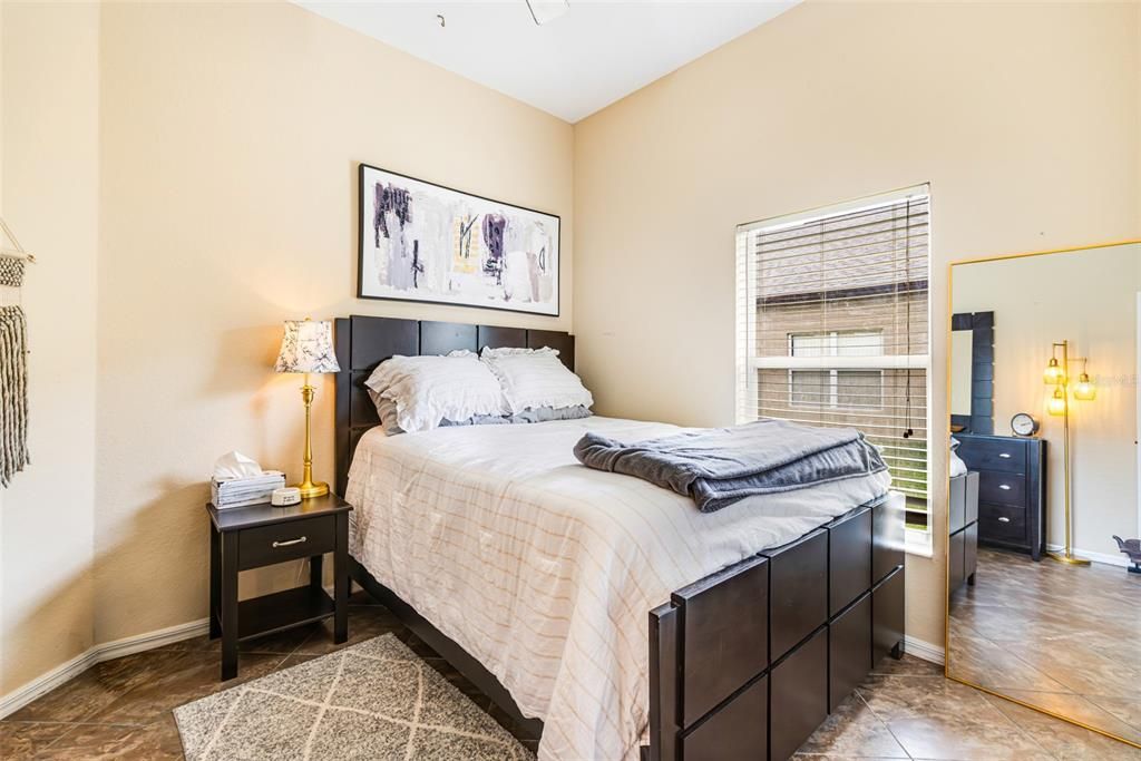 For Sale: $359,000 (3 beds, 2 baths, 1883 Square Feet)