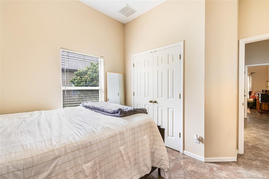 For Sale: $359,000 (3 beds, 2 baths, 1883 Square Feet)