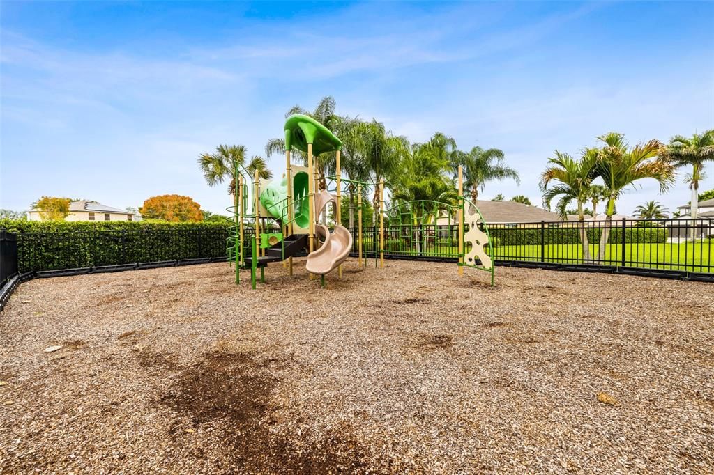 For Sale: $359,000 (3 beds, 2 baths, 1883 Square Feet)