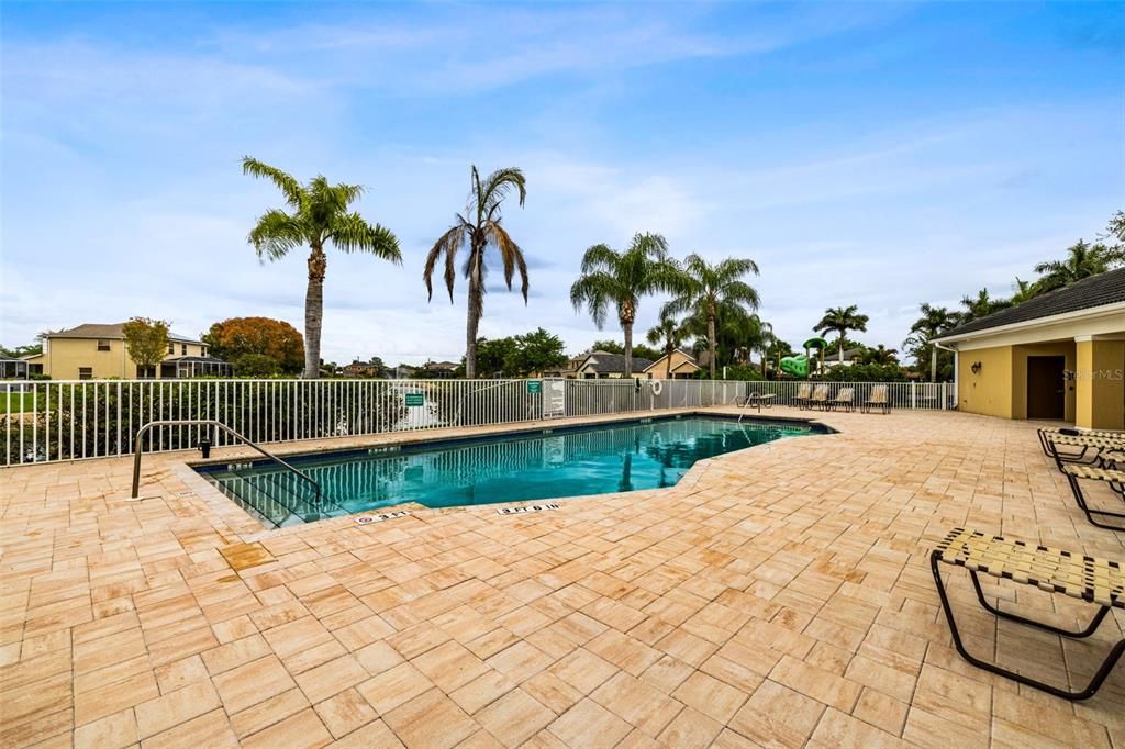 For Sale: $359,000 (3 beds, 2 baths, 1883 Square Feet)