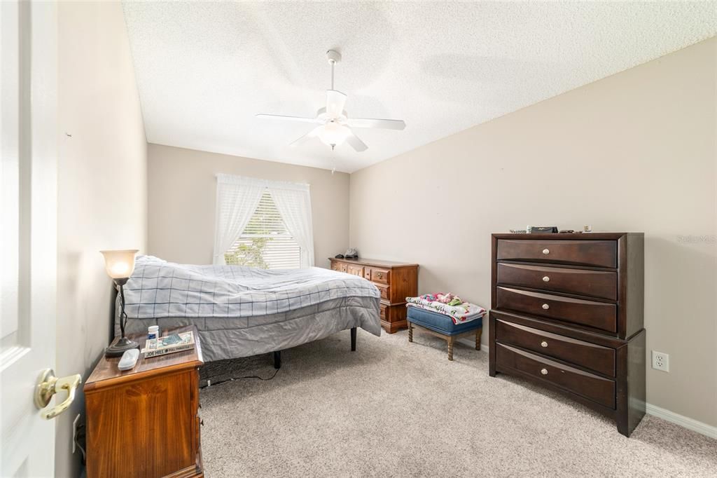En Venta: $479,000 (3 camas, 2 baños, 2048 Pies cuadrados)