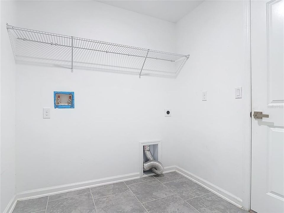 For Sale: $379,999 (4 beds, 2 baths, 1950 Square Feet)