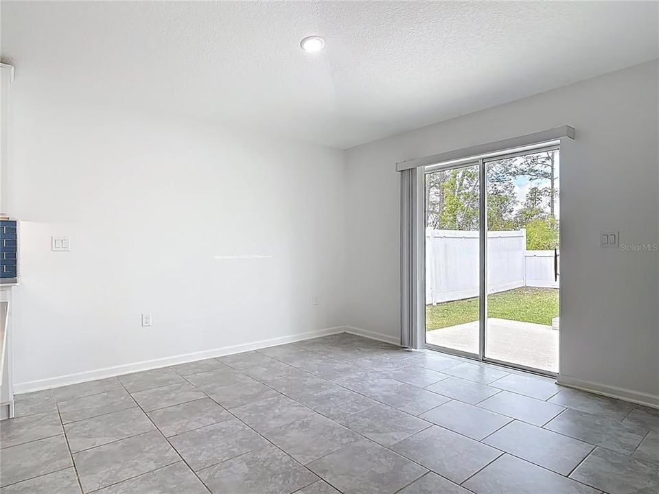 For Sale: $379,999 (4 beds, 2 baths, 1950 Square Feet)