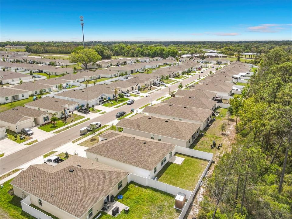 For Sale: $379,999 (4 beds, 2 baths, 1950 Square Feet)