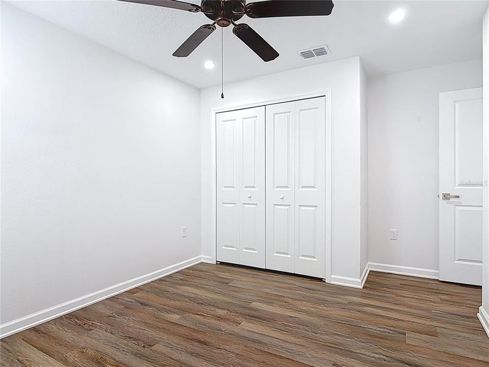 For Sale: $379,999 (4 beds, 2 baths, 1950 Square Feet)