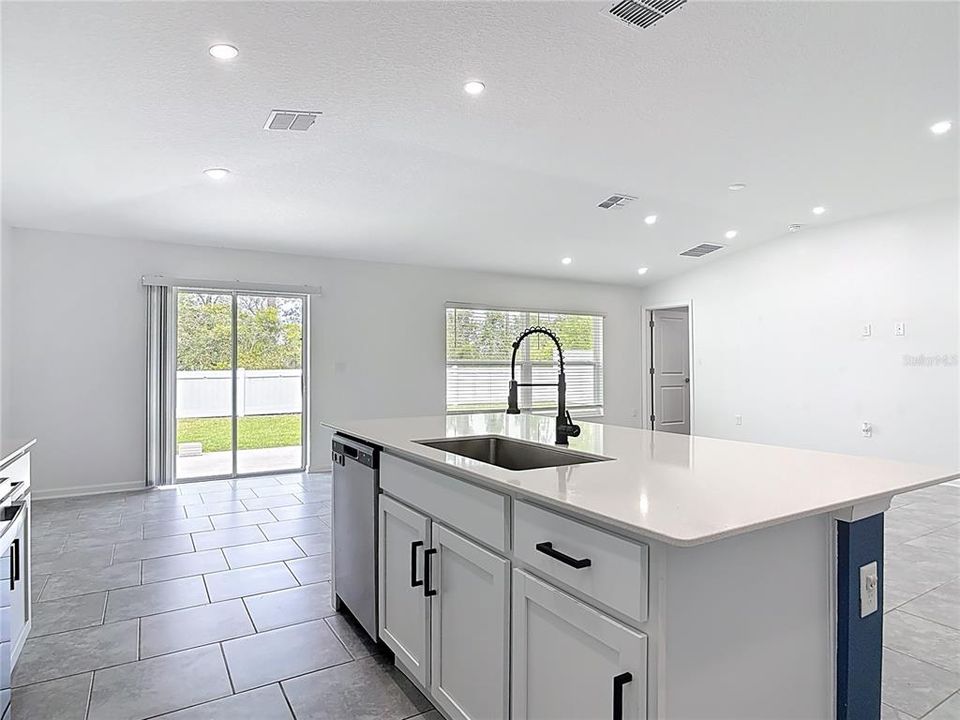 For Sale: $379,999 (4 beds, 2 baths, 1950 Square Feet)