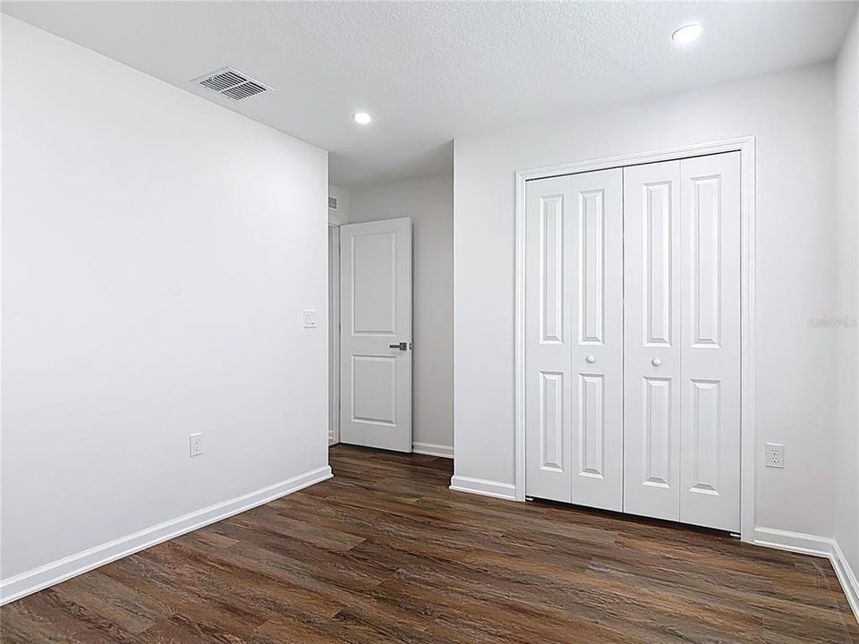 For Sale: $379,999 (4 beds, 2 baths, 1950 Square Feet)