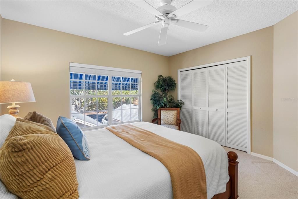 En Venta: $399,000 (3 camas, 2 baños, 1445 Pies cuadrados)