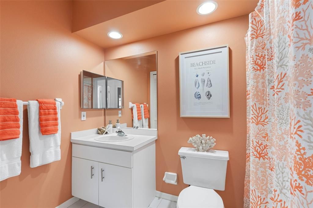 En Venta: $399,000 (3 camas, 2 baños, 1445 Pies cuadrados)