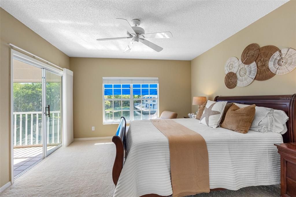 En Venta: $399,000 (3 camas, 2 baños, 1445 Pies cuadrados)