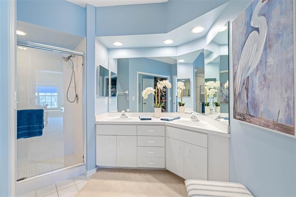 En Venta: $399,000 (3 camas, 2 baños, 1445 Pies cuadrados)