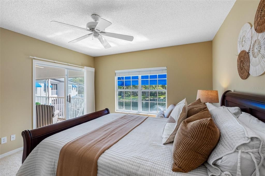 En Venta: $399,000 (3 camas, 2 baños, 1445 Pies cuadrados)