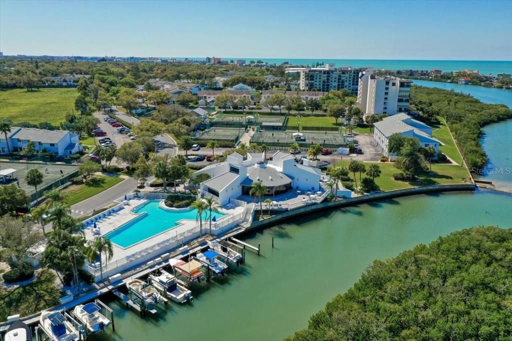 En Venta: $399,000 (3 camas, 2 baños, 1445 Pies cuadrados)