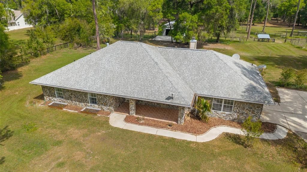 Recently Sold: $699,900 (3 beds, 2 baths, 2076 Square Feet)