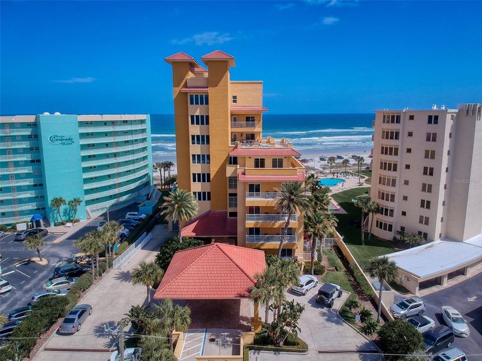 En Venta: $1,387,000 (3 camas, 3 baños, 2200 Pies cuadrados)