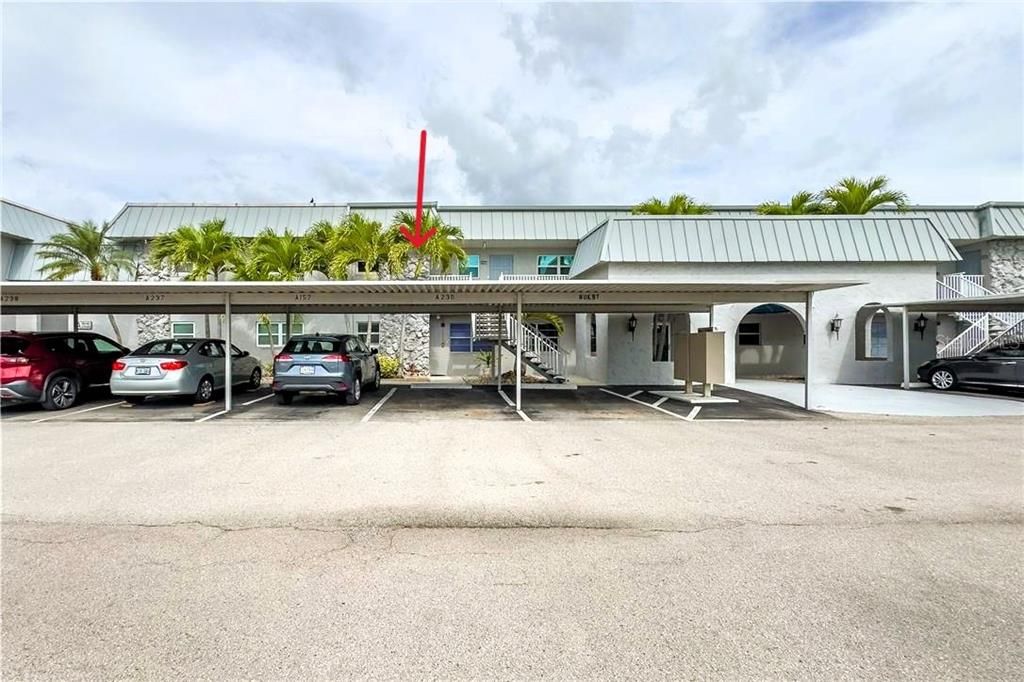 For Sale: $109,300 (1 beds, 1 baths, 838 Square Feet)