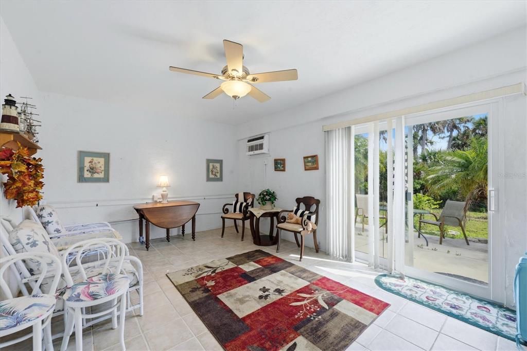 En Venta: $183,500 (2 camas, 2 baños, 1516 Pies cuadrados)