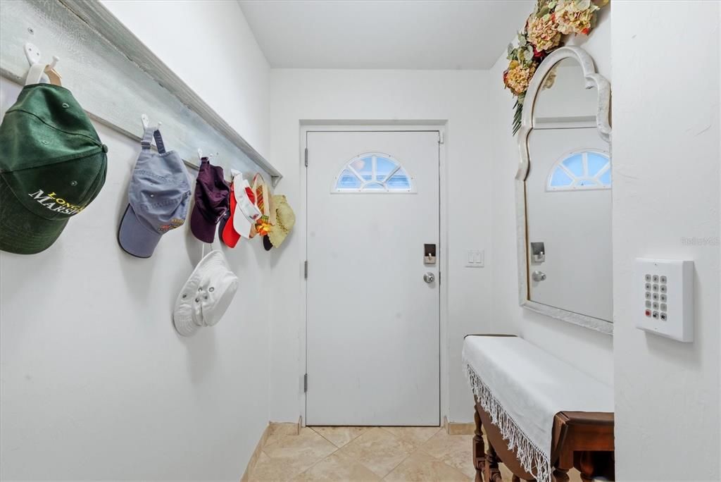 En Venta: $183,500 (2 camas, 2 baños, 1516 Pies cuadrados)
