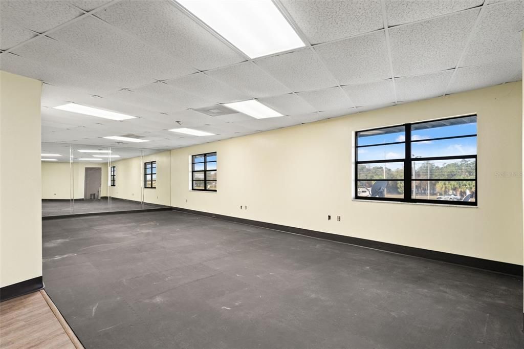 На продажу: $180 (0 спален, 0 ванн, 4582 Квадратных фут)