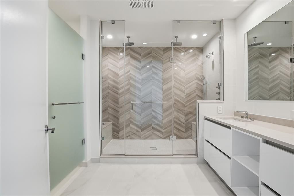 For Rent: $9,800 (2 beds, 2 baths, 2424 Square Feet)