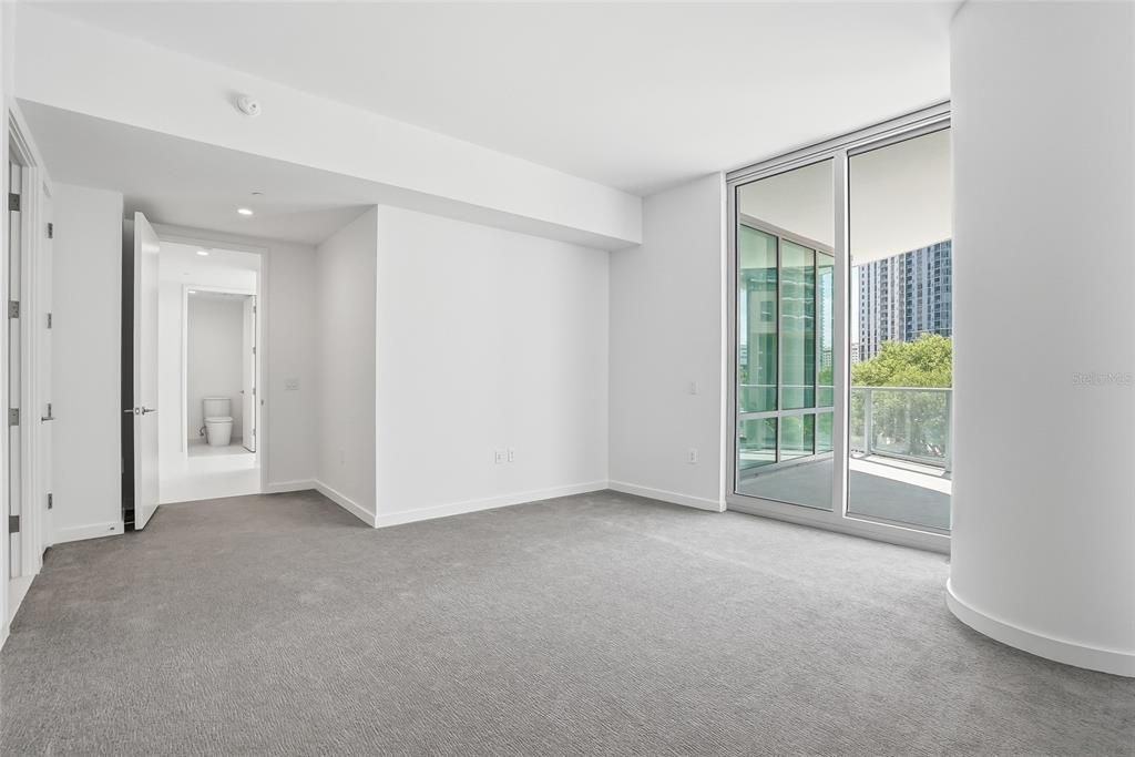 For Rent: $9,800 (2 beds, 2 baths, 2424 Square Feet)