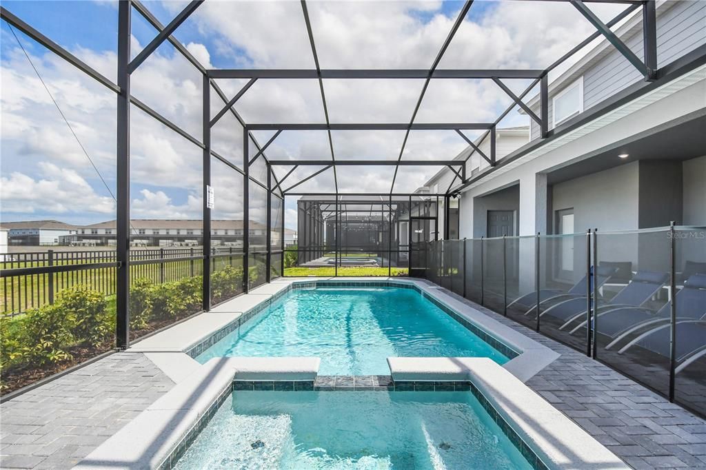 En Venta: $925,000 (10 camas, 8 baños, 4399 Pies cuadrados)