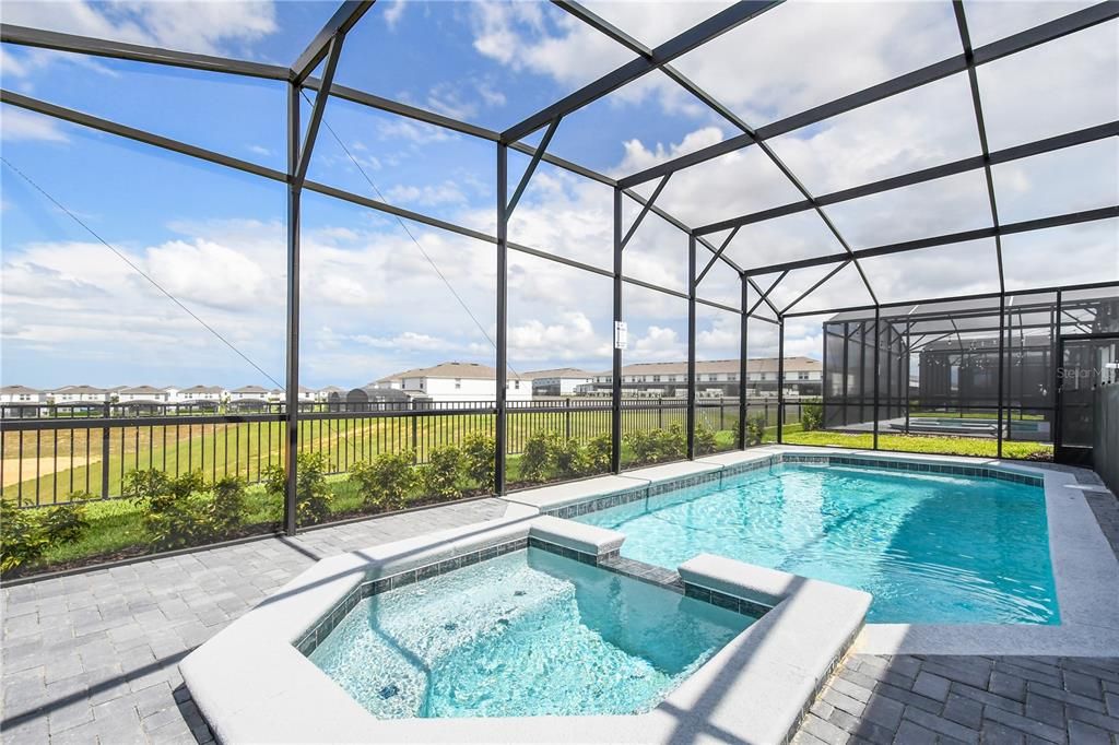 En Venta: $925,000 (10 camas, 8 baños, 4399 Pies cuadrados)