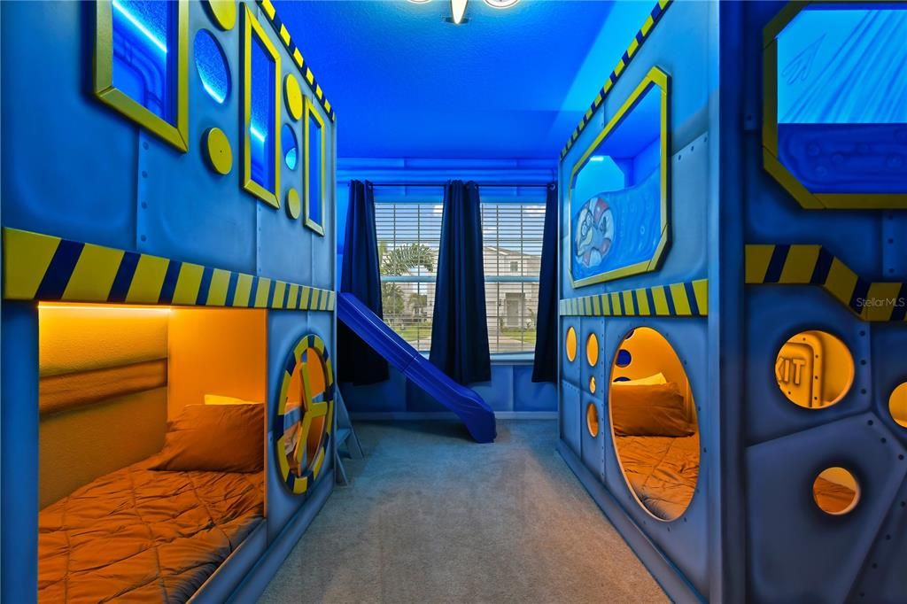 En Venta: $925,000 (10 camas, 8 baños, 4399 Pies cuadrados)