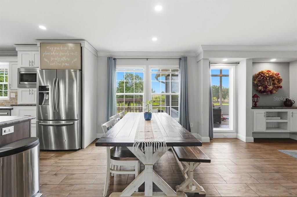 На продажу: $575,000 (3 спален, 2 ванн, 1929 Квадратных фут)