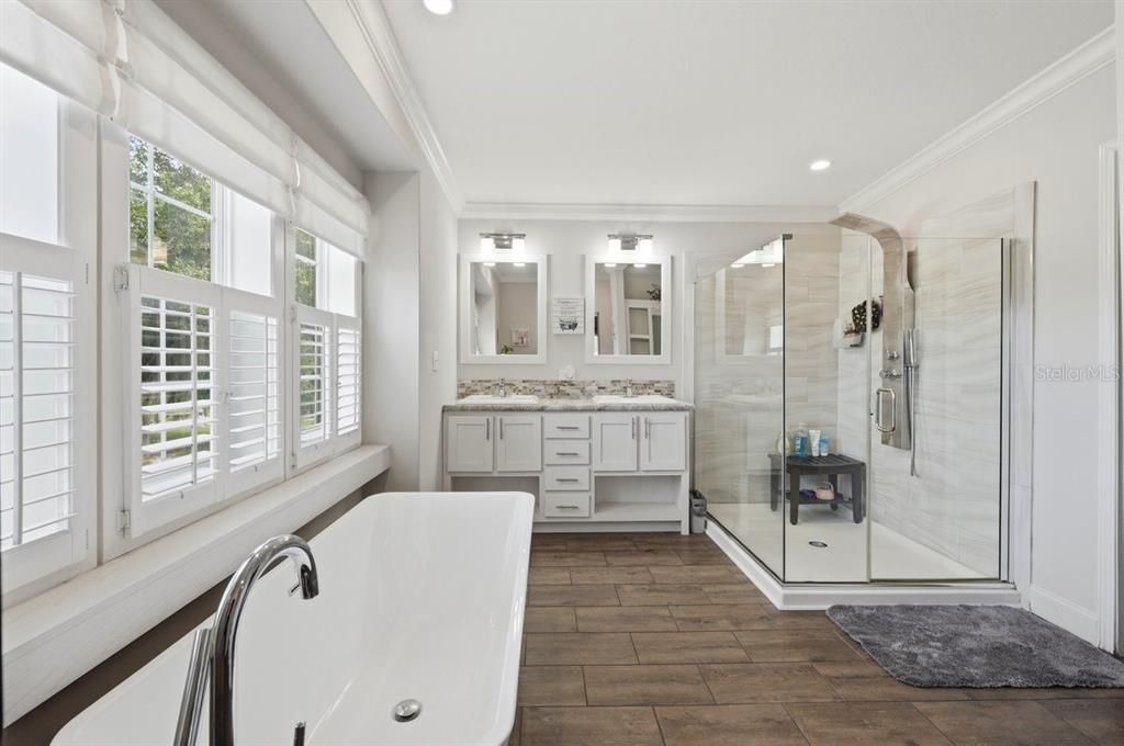 На продажу: $575,000 (3 спален, 2 ванн, 1929 Квадратных фут)