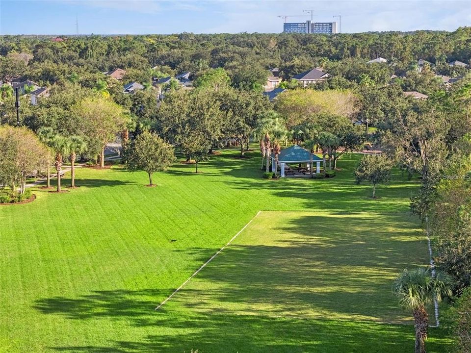 Activo con contrato: $495,000 (4 camas, 2 baños, 1803 Pies cuadrados)