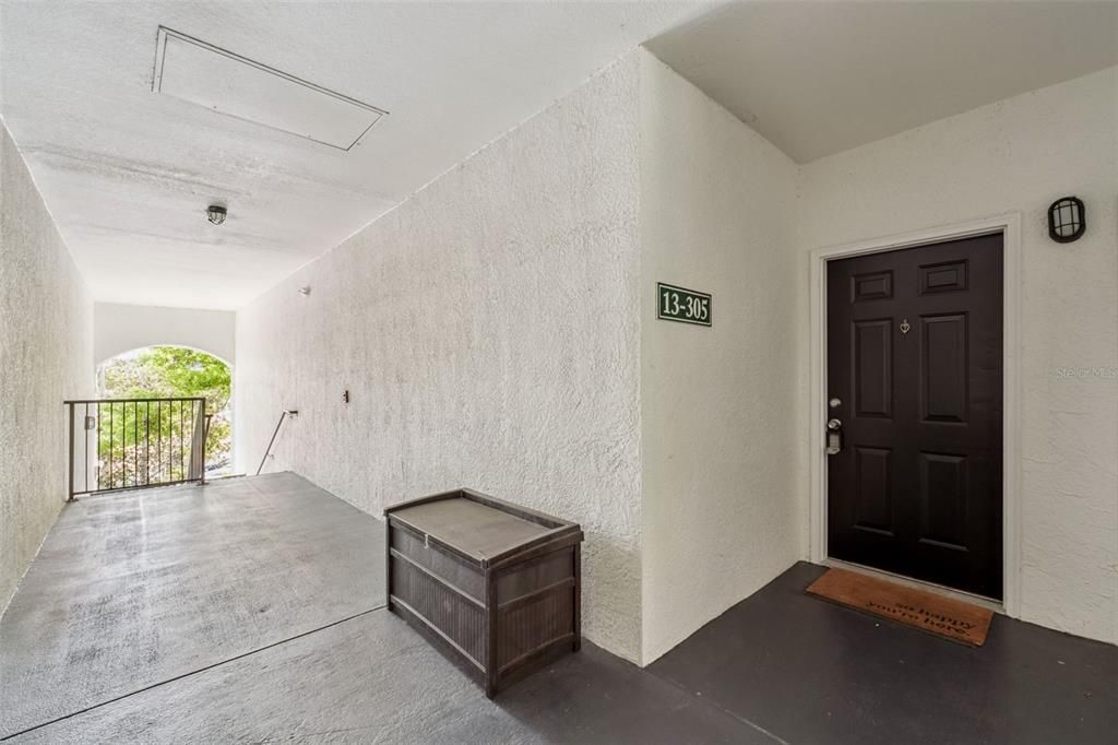 Под контрактом: $184,999 (2 спален, 2 ванн, 1009 Квадратных фут)