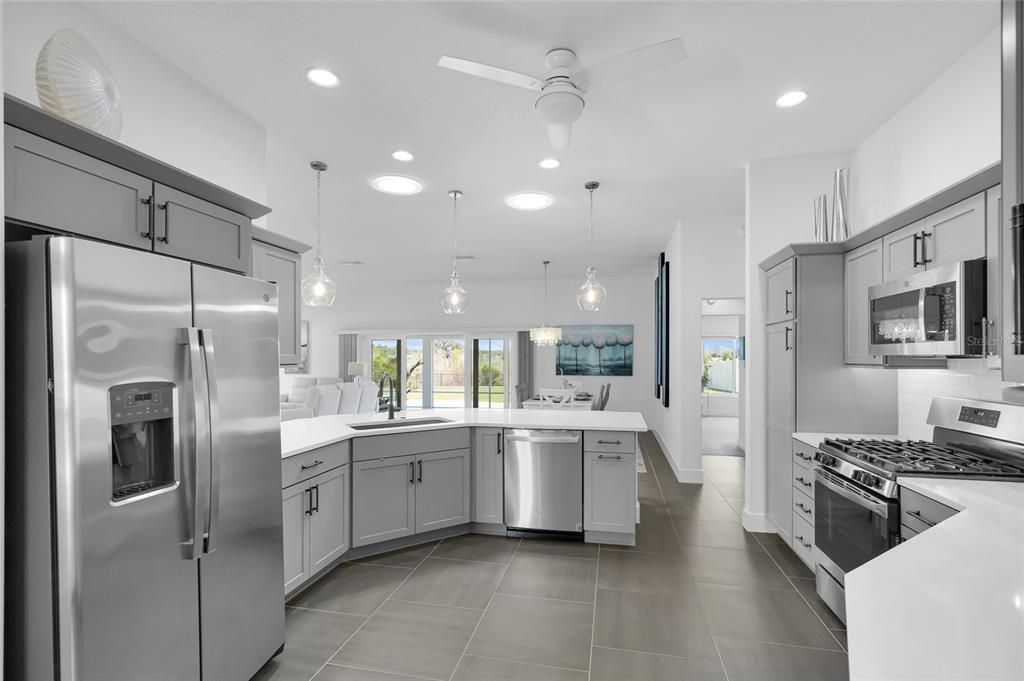 En Venta: $849,000 (3 camas, 2 baños, 2061 Pies cuadrados)