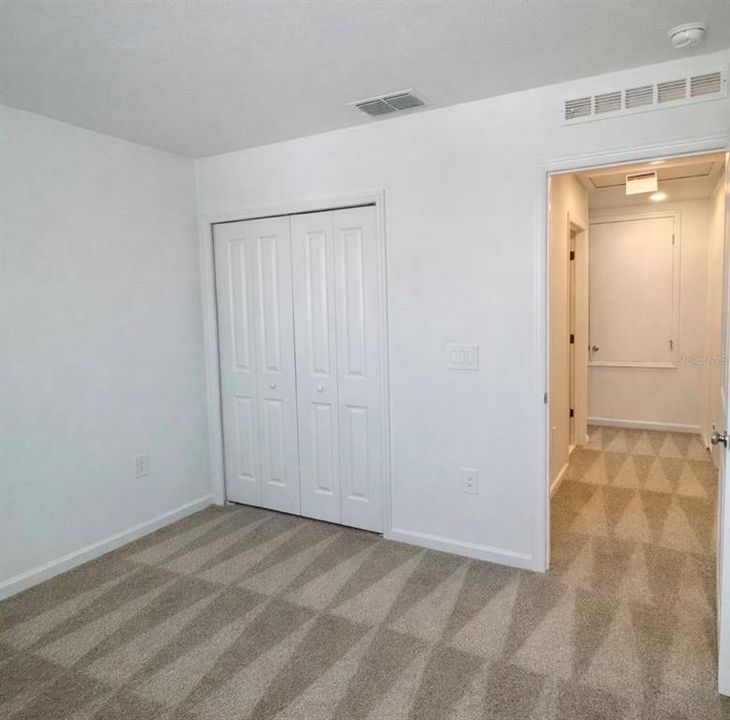 En Renta: $1,950 (4 camas, 2 baños, 1879 Pies cuadrados)
