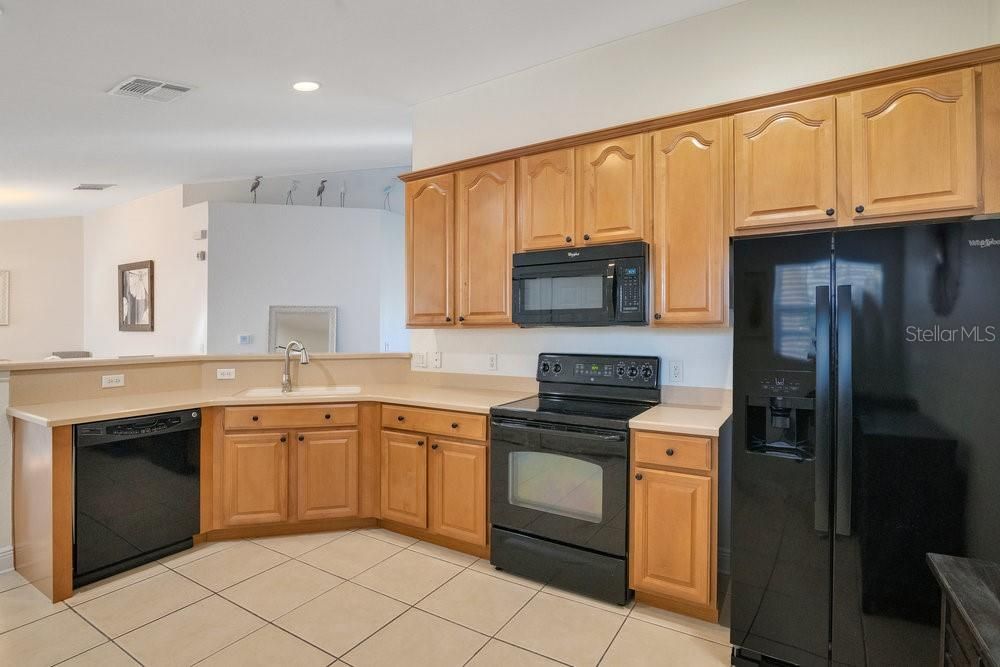 Active With Contract: $245,000 (3 beds, 2 baths, 1893 Square Feet)