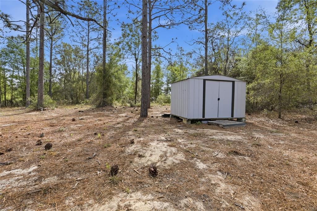 На продажу: $199,900 (3 спален, 2 ванн, 1140 Квадратных фут)