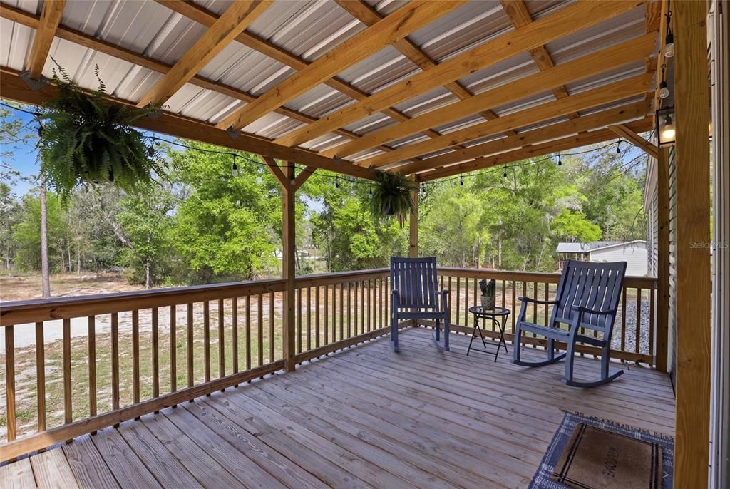 На продажу: $199,900 (3 спален, 2 ванн, 1140 Квадратных фут)