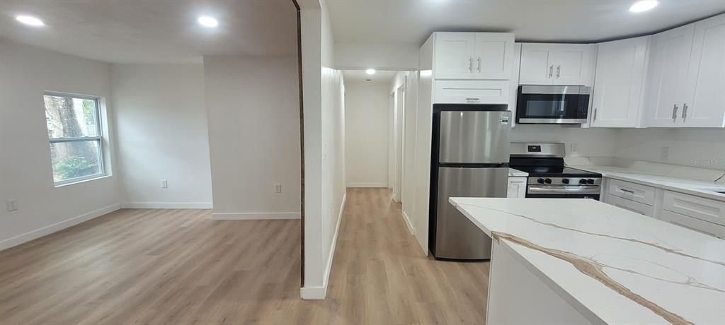 Activo con contrato: $269,000 (2 camas, 1 baños, 1023 Pies cuadrados)
