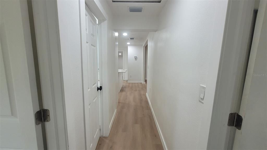 Activo con contrato: $269,000 (2 camas, 1 baños, 1023 Pies cuadrados)