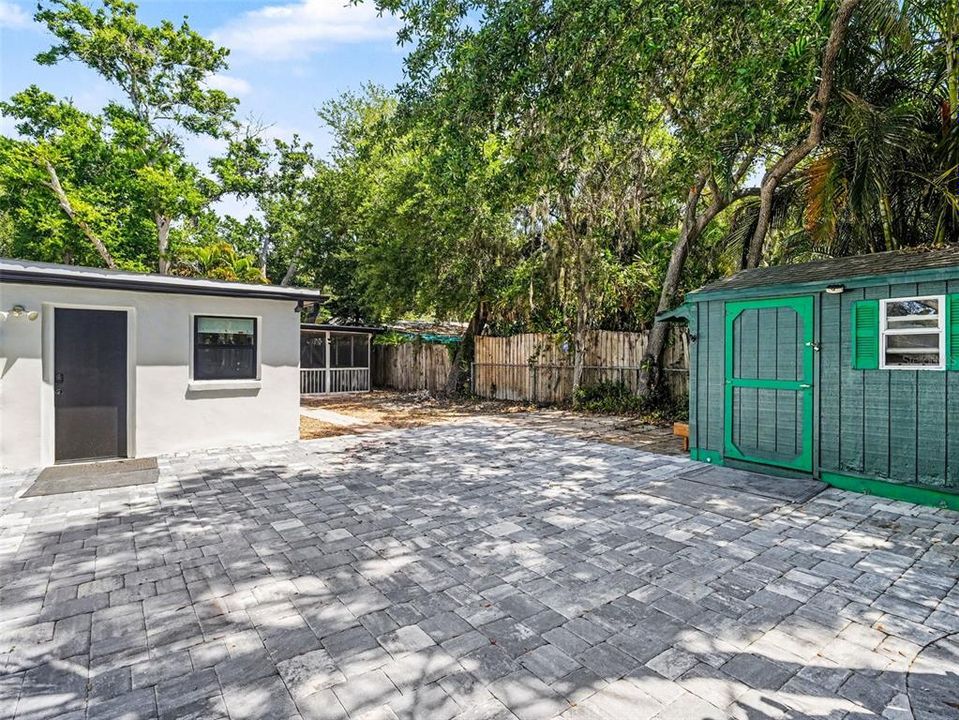 En Venta: $865,000 (3 camas, 3 baños, 2038 Pies cuadrados)